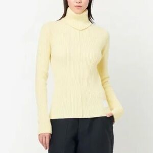 Marc Jacobs The Ribbed Turtle Neck Sweater - Yellow